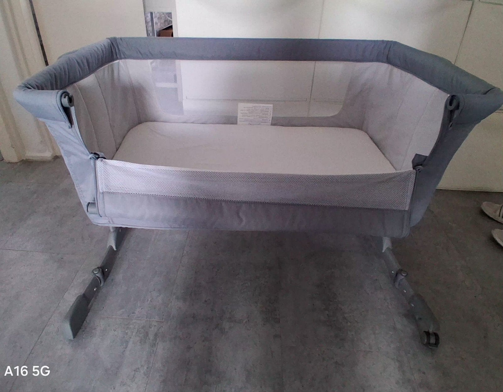 Chicco Next2Me Essential Co-Sleeper Wieg - Grijs, Ophalen, Zo goed als nieuw, Wieg