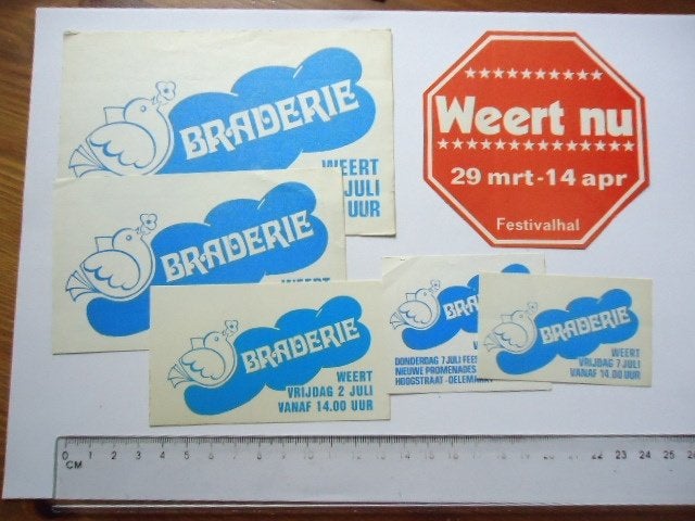 sticker oud WEERT markt vintage braderie retro, Ophalen of Verzenden, Zo goed als nieuw, Bedrijf of Vereniging