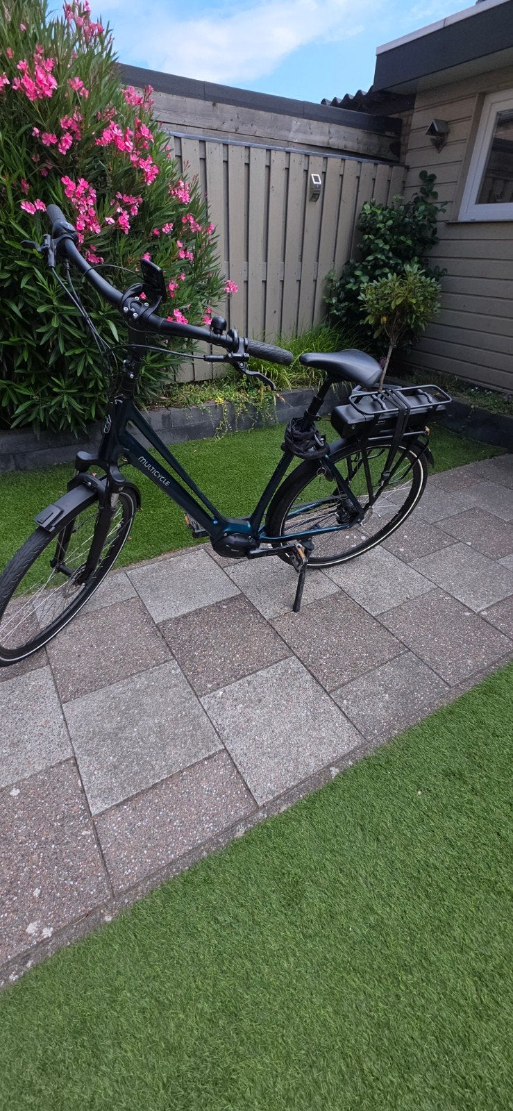 Multicycle E-bike met Shimano motor en 6970 km op de teller, 51 tot 55 cm, Ophalen, Zo goed als nieuw, 50 km per accu of meer