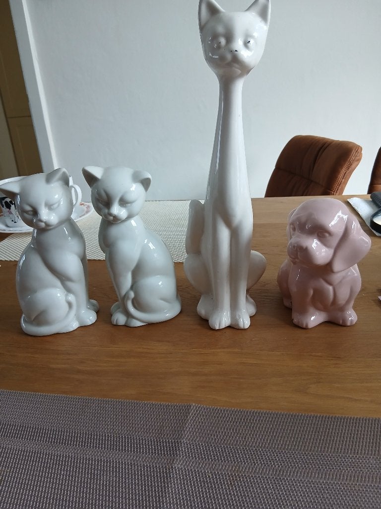 Poezen en honden beeldjes, Ophalen of Verzenden, Zo goed als nieuw, Dier