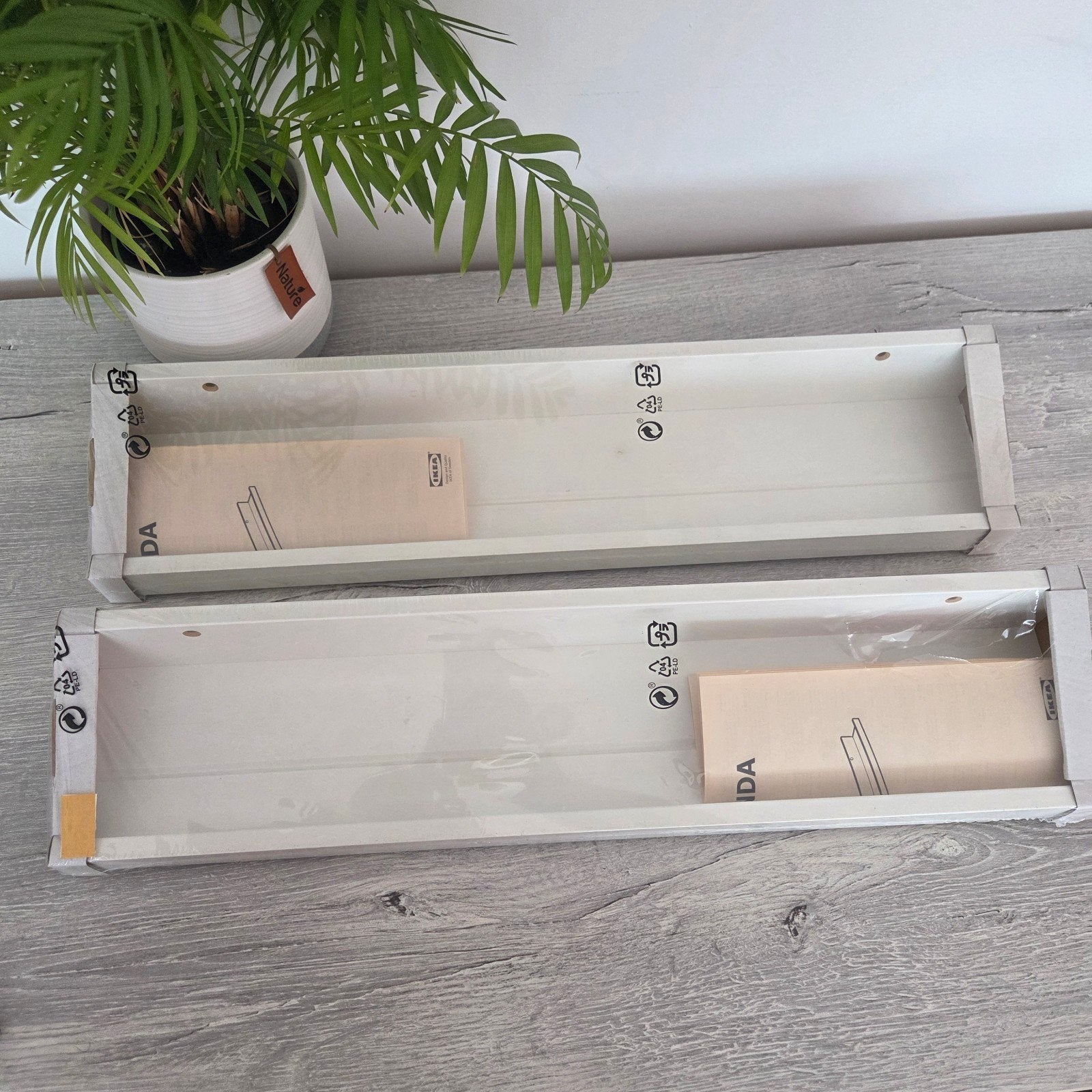 2x IKEA MOSSLANDA Schilderijenplank Wit 55cm - Nieuw, Ophalen of Verzenden, Nieuw