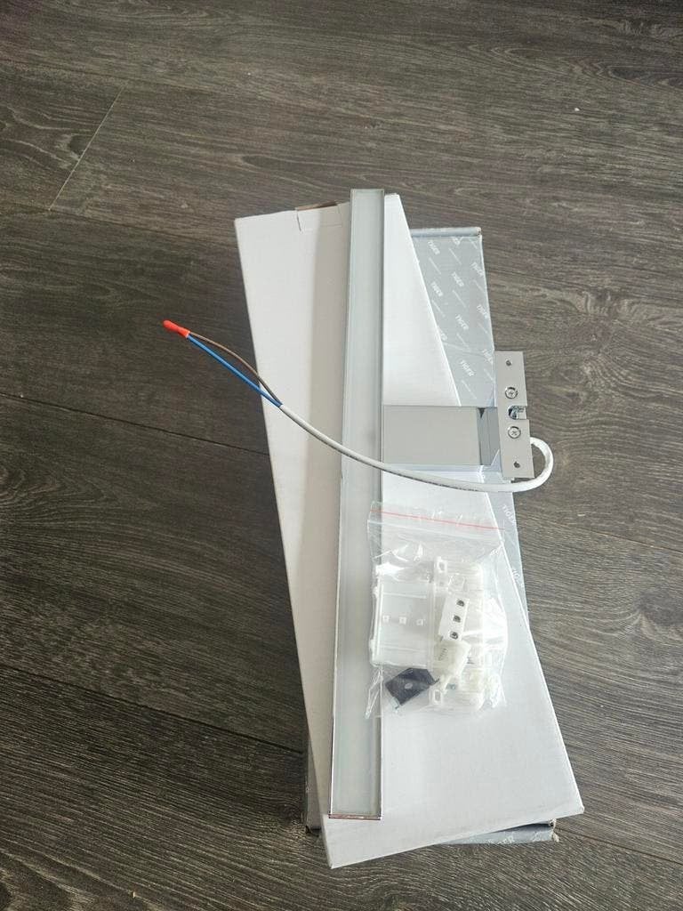 Badkamerlamp Tiger LED Aurel 40cm 4000K Chroom nieuw in doos, Ophalen of Verzenden, Nieuw, Wit
