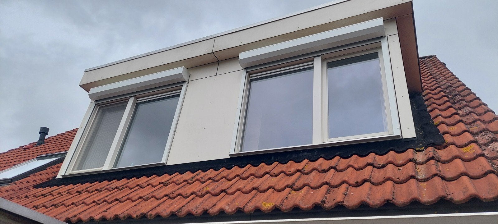 Voor al uw voordelige reparaties aan uw rolluiken, Doe-het-zelf en Verbouw, Rolluiken, 200 cm of meer, Wit, Ophalen of Verzenden