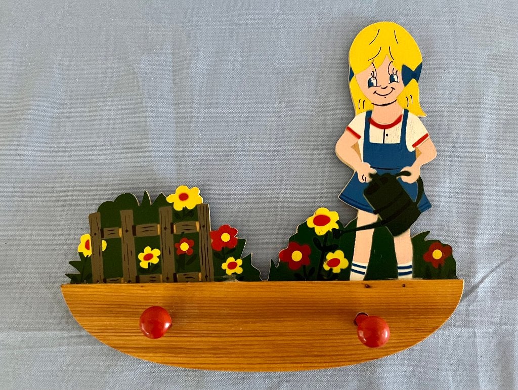 Vintage houten kinder kapstok met meisje en bloemen, Verzenden, Zo goed als nieuw, Minder dan 100 cm, Kinderkapstok