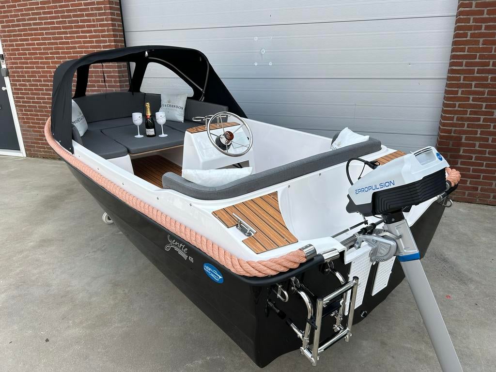 Gentle 435 sloep AANBIEDING!, Watersport en Boten, Ophalen of Verzenden, Zo goed als nieuw, Buitenboordmotor, Polyester