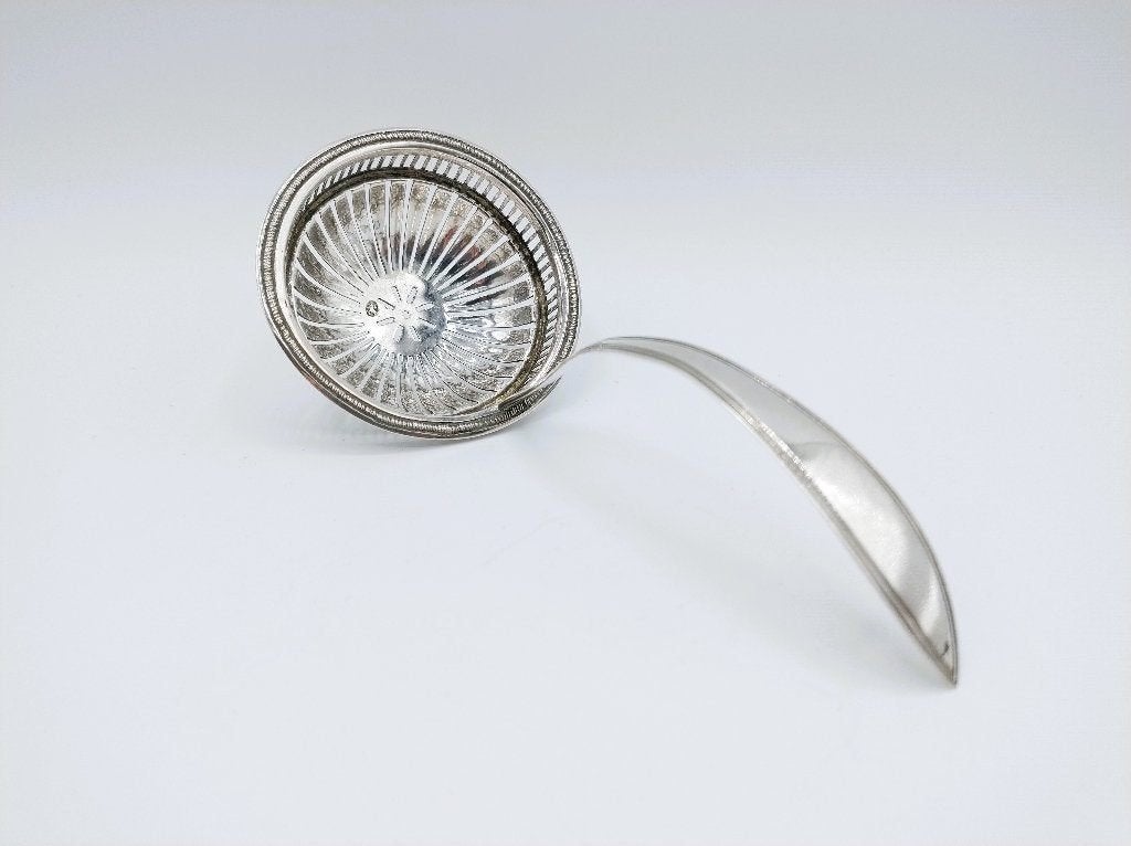 Zilveren strooilepel, G. Biemans, Rotterdam, 1829, Antiek en Kunst, Verzenden, Zilver