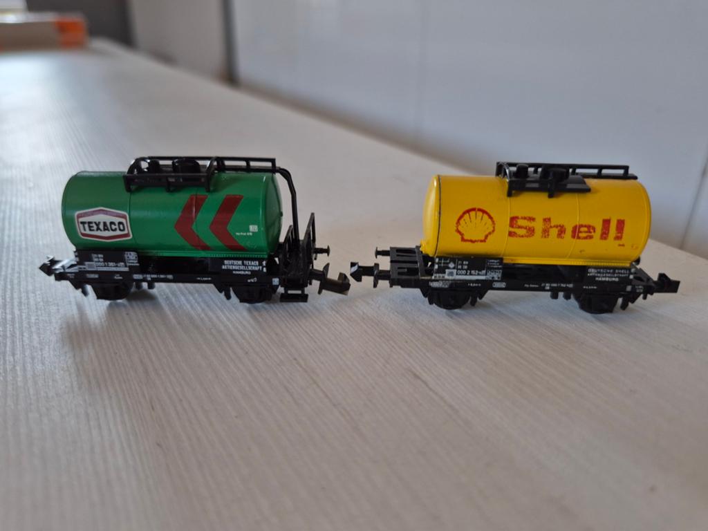4 Minitrix ketelwagons, Gebruikt, Gelijkstroom, Trix, Wagon