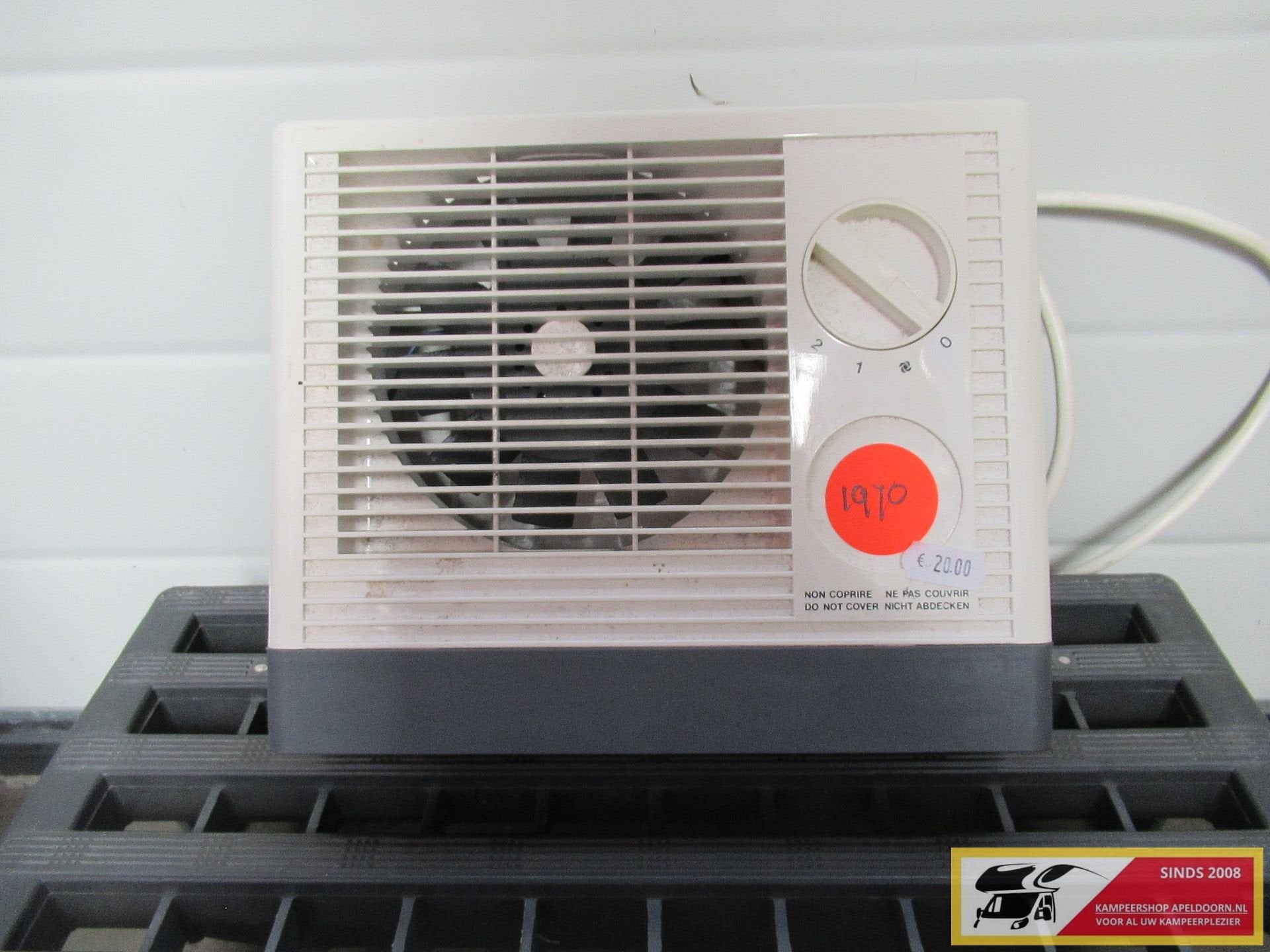 ventilator kachel nr. 1970, Caravans en Kamperen, Gebruikt, -, -, Ophalen of Verzenden