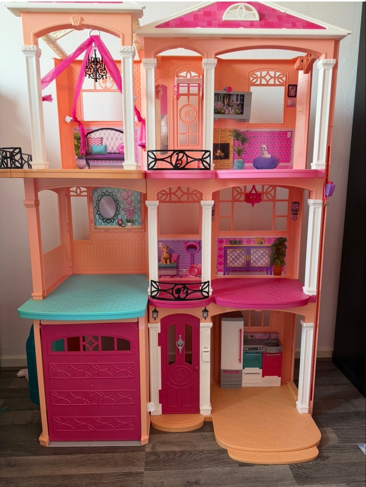 Grote collectie Barbie poppen, huis en accessoires, Ophalen of Verzenden, Gebruikt, Barbie