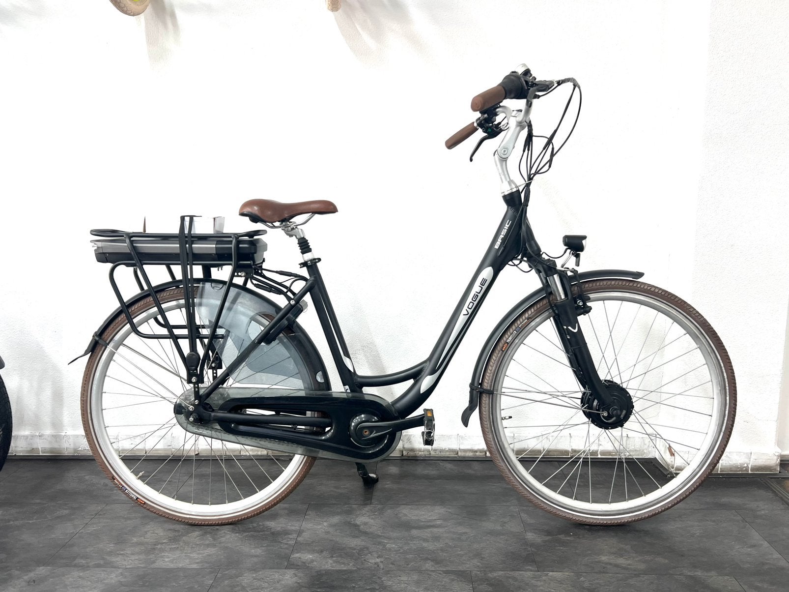 Vogue Elektrische Dames Fiets 50 cm (met nieuw accu), Ophalen of Verzenden, Zo goed als nieuw, Overige merken