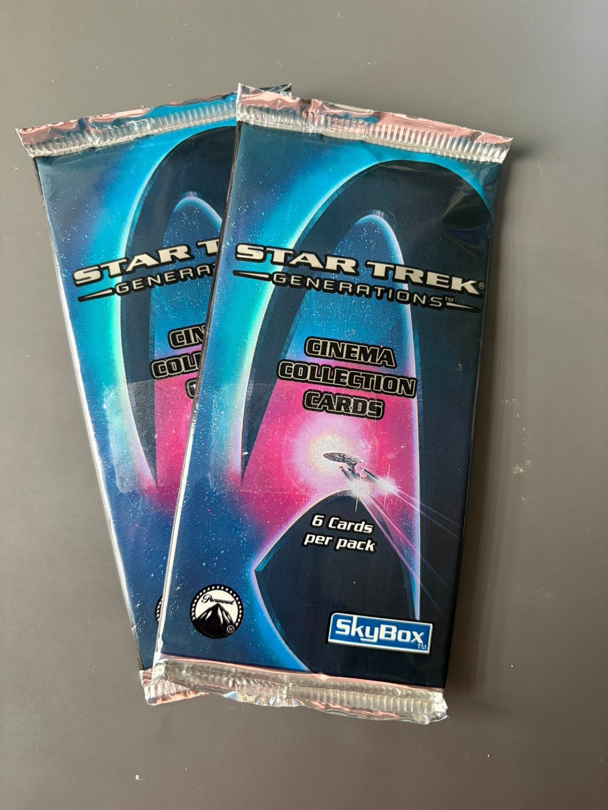 2x Star Trek Generations 1994 SkyBox ongeopend, Ophalen of Verzenden, Zo goed als nieuw
