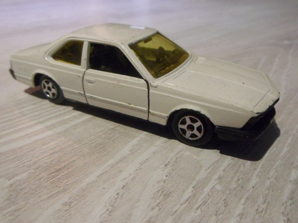 Norev - BMW 635 [wit] 1/43, Ophalen of Verzenden, Gebruikt, Auto, Norev