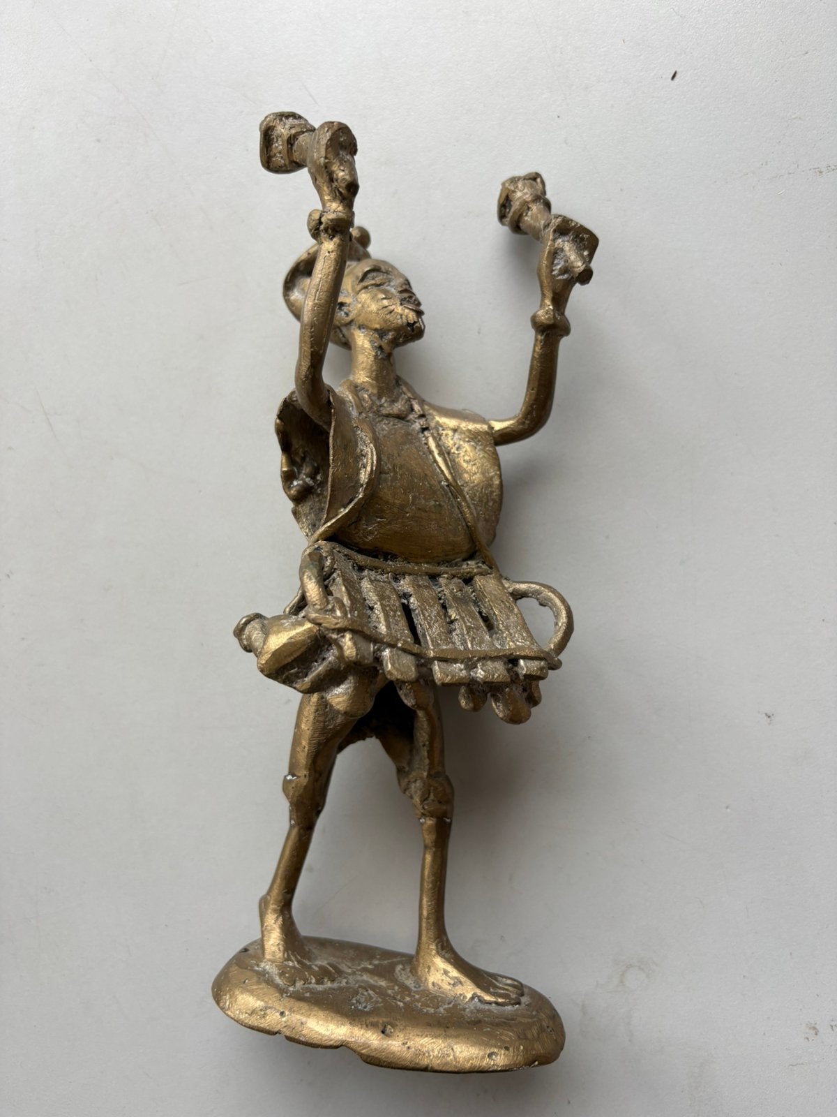 Afrikaans bronzen/messing beeld balafonspeler muzikant, Verzenden, Zo goed als nieuw, Mens