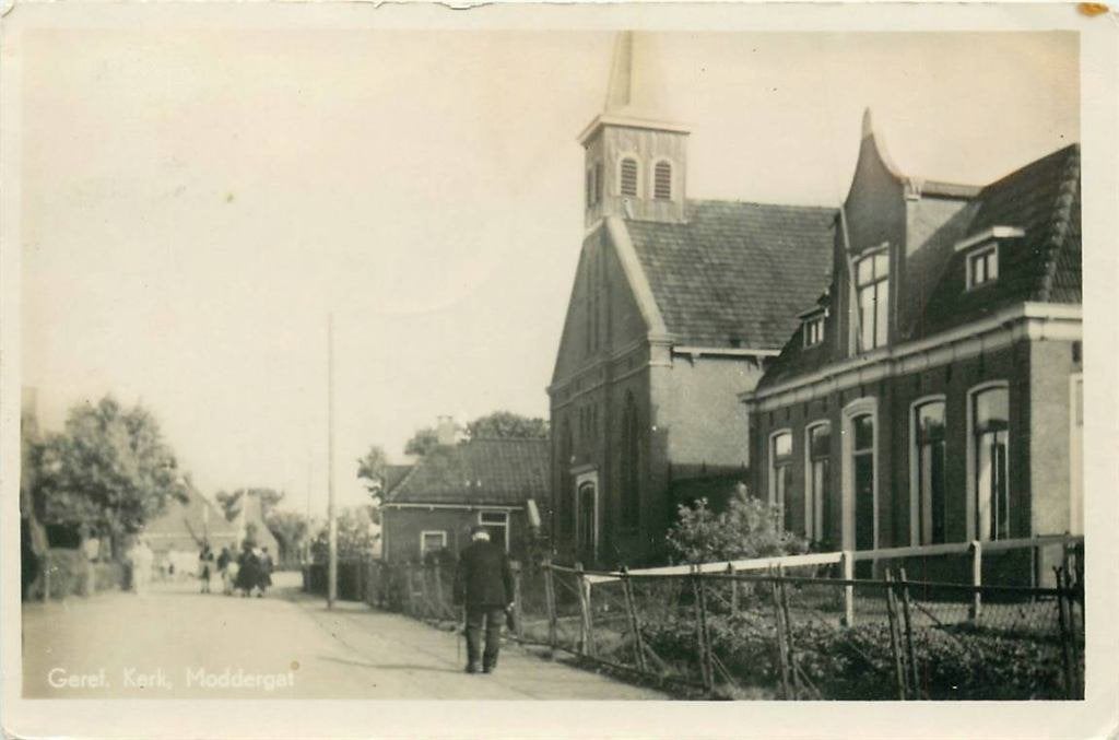 388-570-017 Moddergat Geref. Kerk, Verzenden, Voor 1920, Friesland