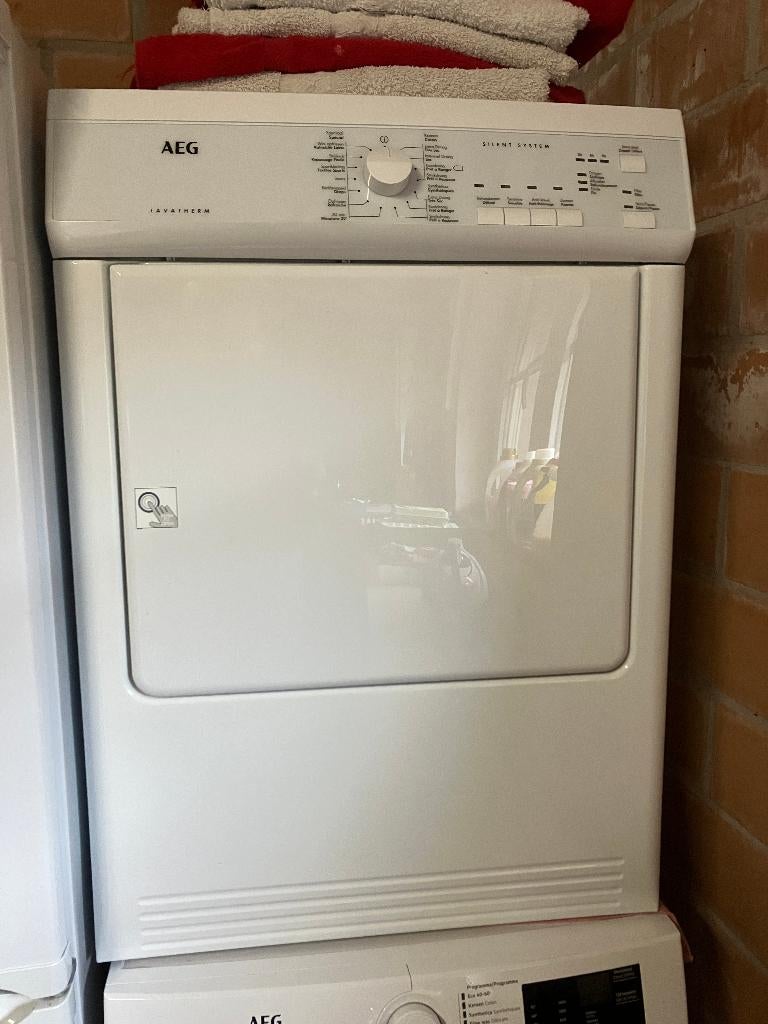 AEG DROOGKAST MET BUITEN AFVOER, Ophalen, 6 tot 8 kg, Luchtafvoer, Zo goed als nieuw