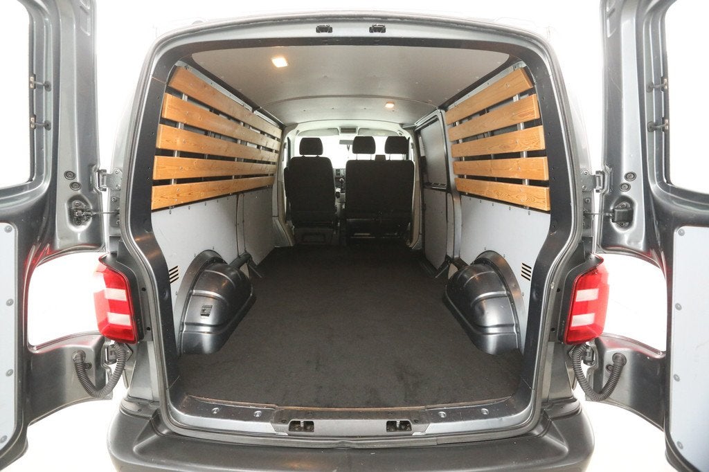 Volkswagen Transporter 2.0 TDI 150PK L2H1 | Airco | Cruise |, Voorwielaandrijving, Stof, Gebruikt, Euro 6