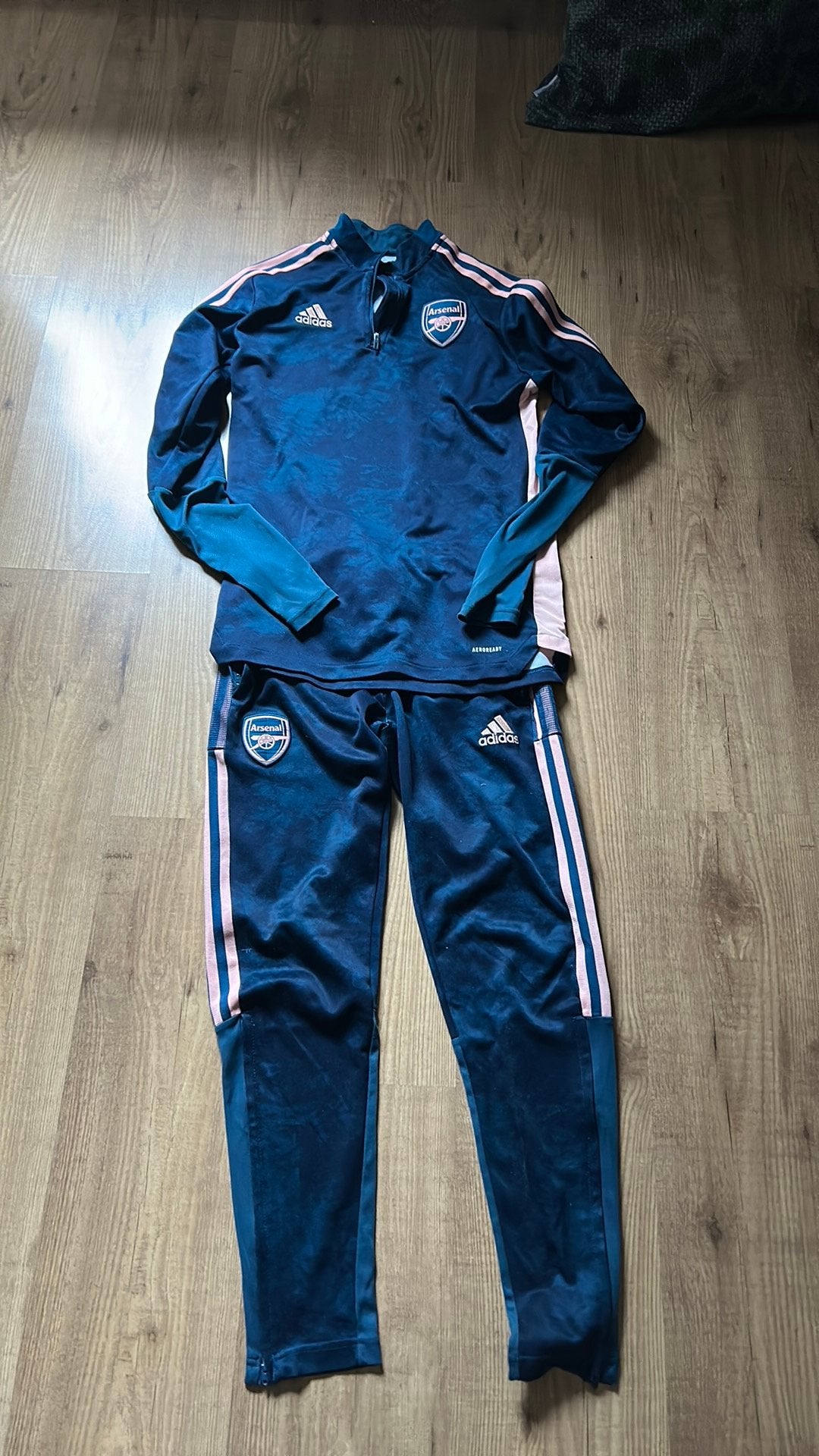 Trainingspak Arsenal oud model, Ophalen of Verzenden, Gebruikt, Jongen of Meisje