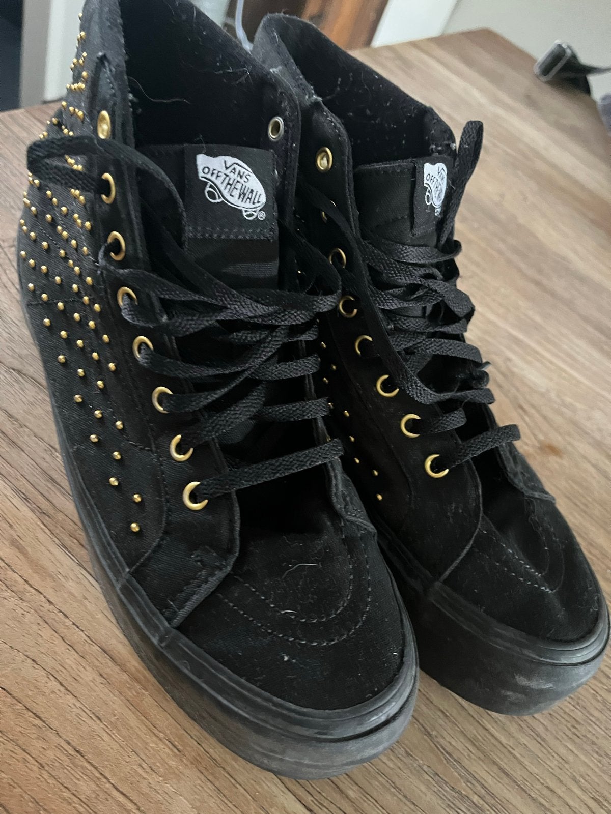 Vans Sk8-Hi Studded Zwart - Maat 42.5, Kleding | Dames, Schoenen, Zwart, Ophalen of Verzenden, Sneakers of Gympen, Gedragen