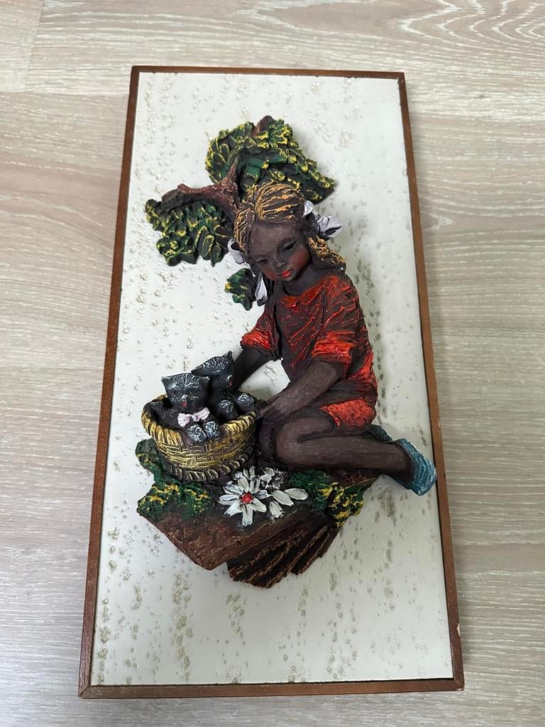 Vintage 70’s houten wanddecoratie keramiek meisje kat, Ophalen of Verzenden, Zo goed als nieuw