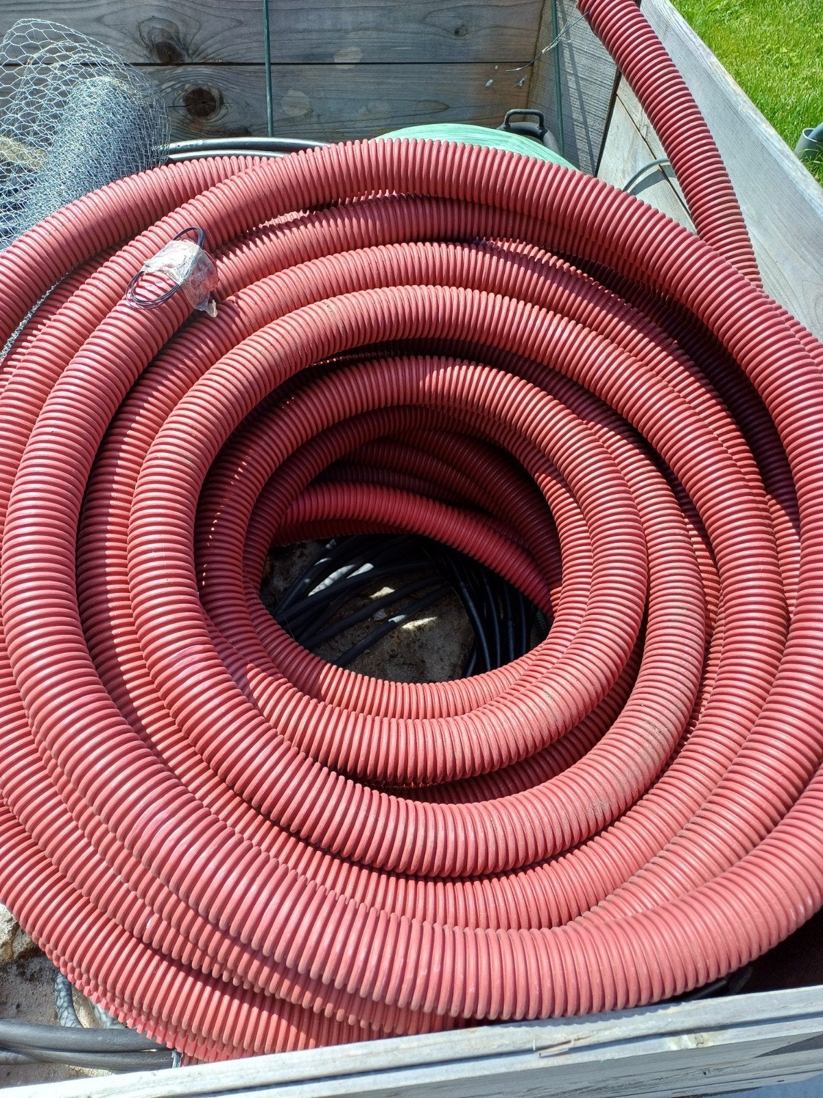 Rode flexibele mantelbuis, Ophalen, Nieuw, Kabel of Snoer