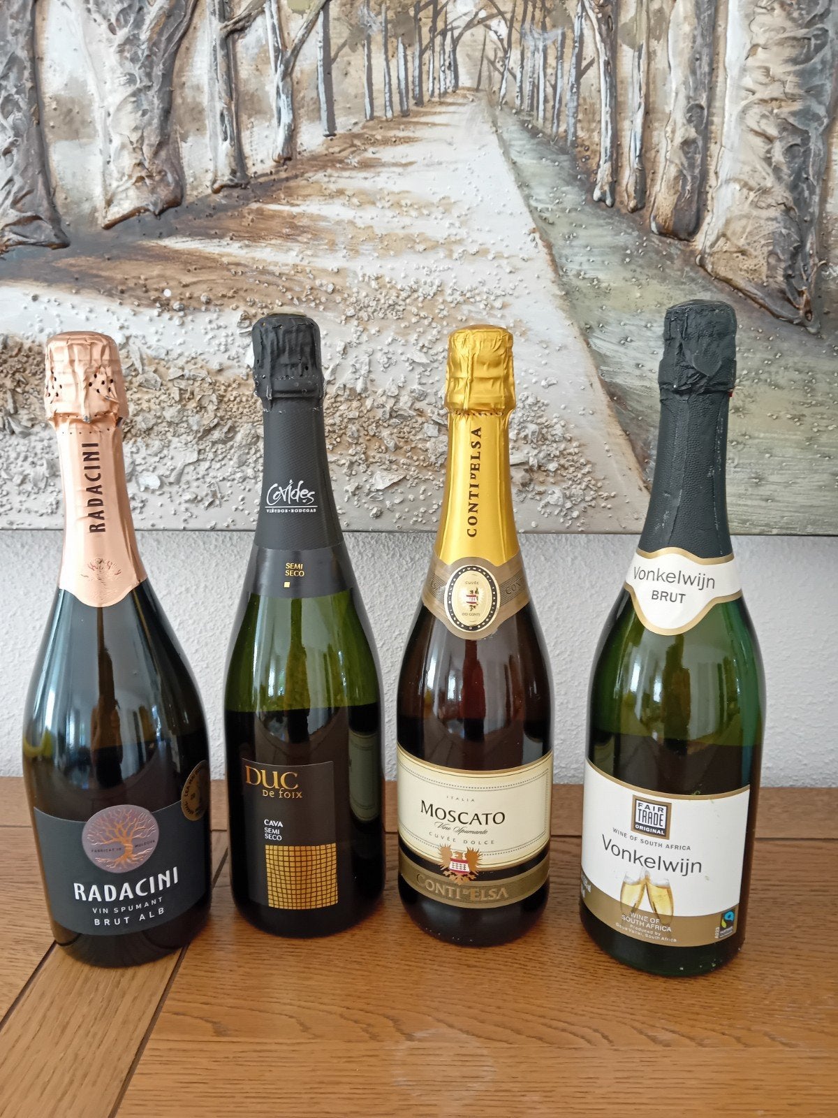 4 flessen wijn: Radacini, Duc de Foix, Moscato,, Verzamelen, Wijnen, Ophalen, Nieuw, Frankrijk, Witte wijn