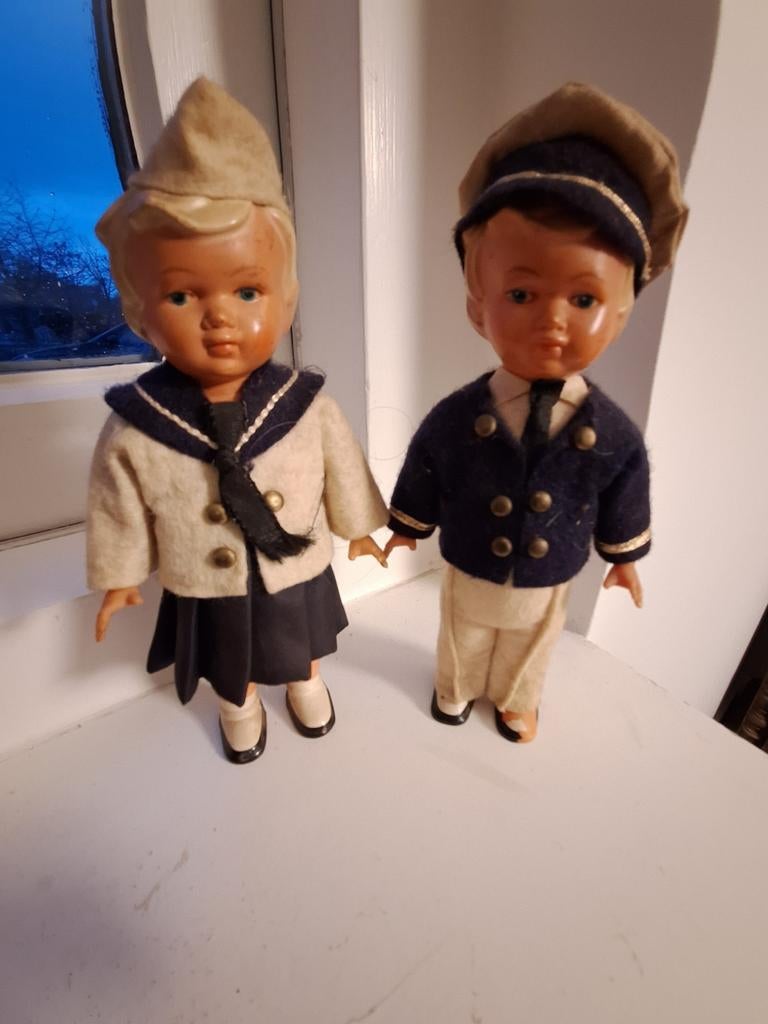 Vintage poppenpaar: Matroos en matrozenmeisje, Ophalen of Verzenden, Gebruikt, Pop