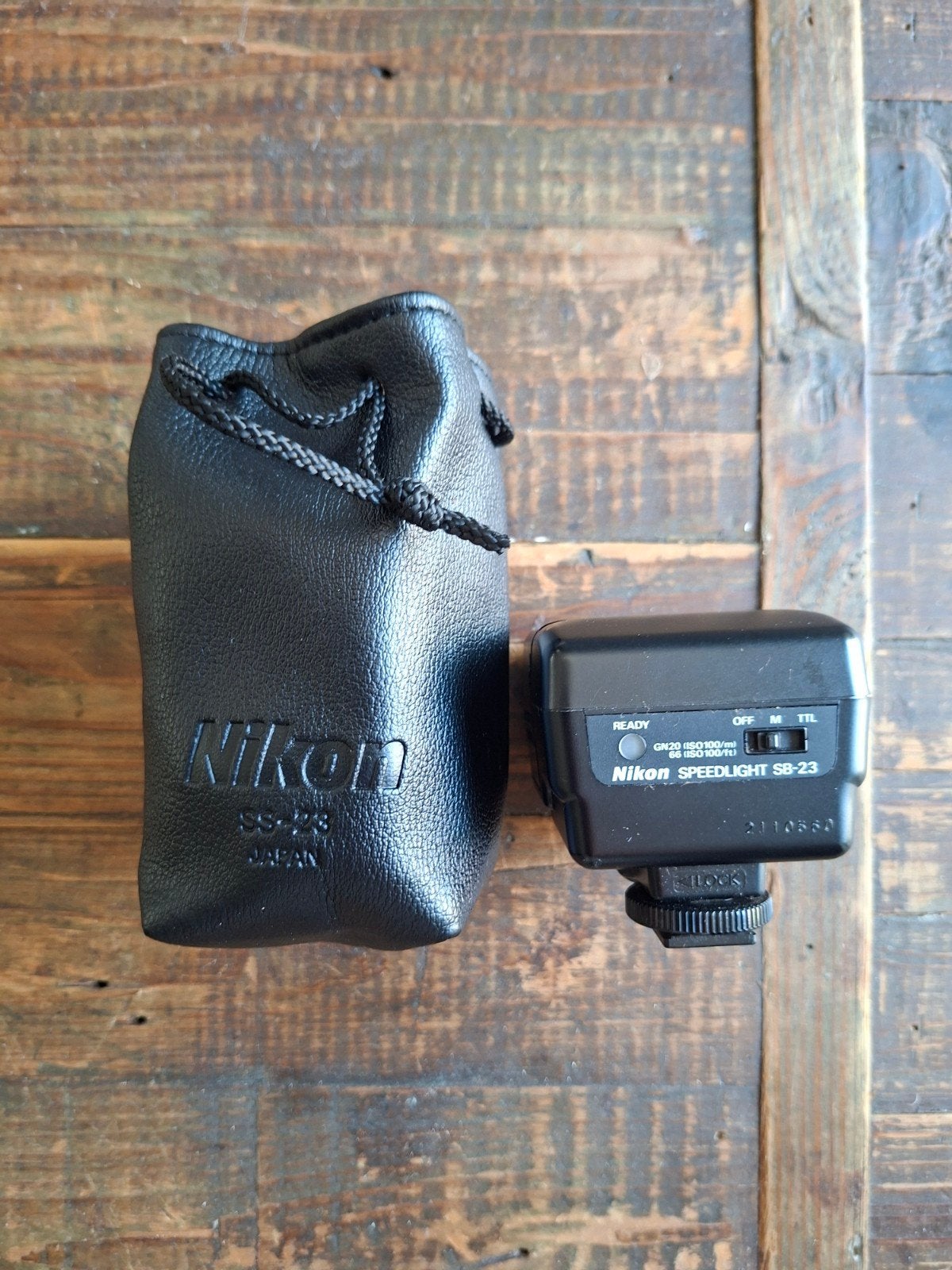 Nikon Speedlight SB-23 flitser met leren tasje, Nikon, Gebruikt, Externe flitser, Ophalen of Verzenden