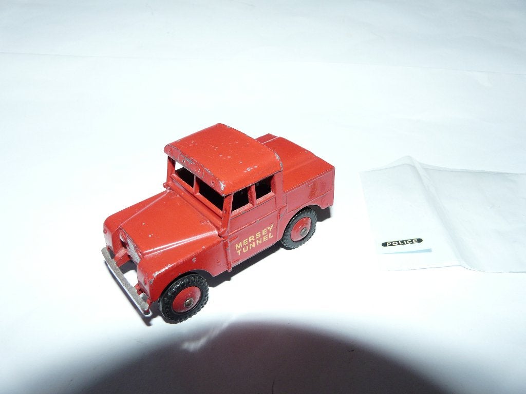 Dinky Toys - 255 -Land Rover Mersey Tunnel Police+Sticker, Ophalen, Gebruikt, Auto, Dinky Toys