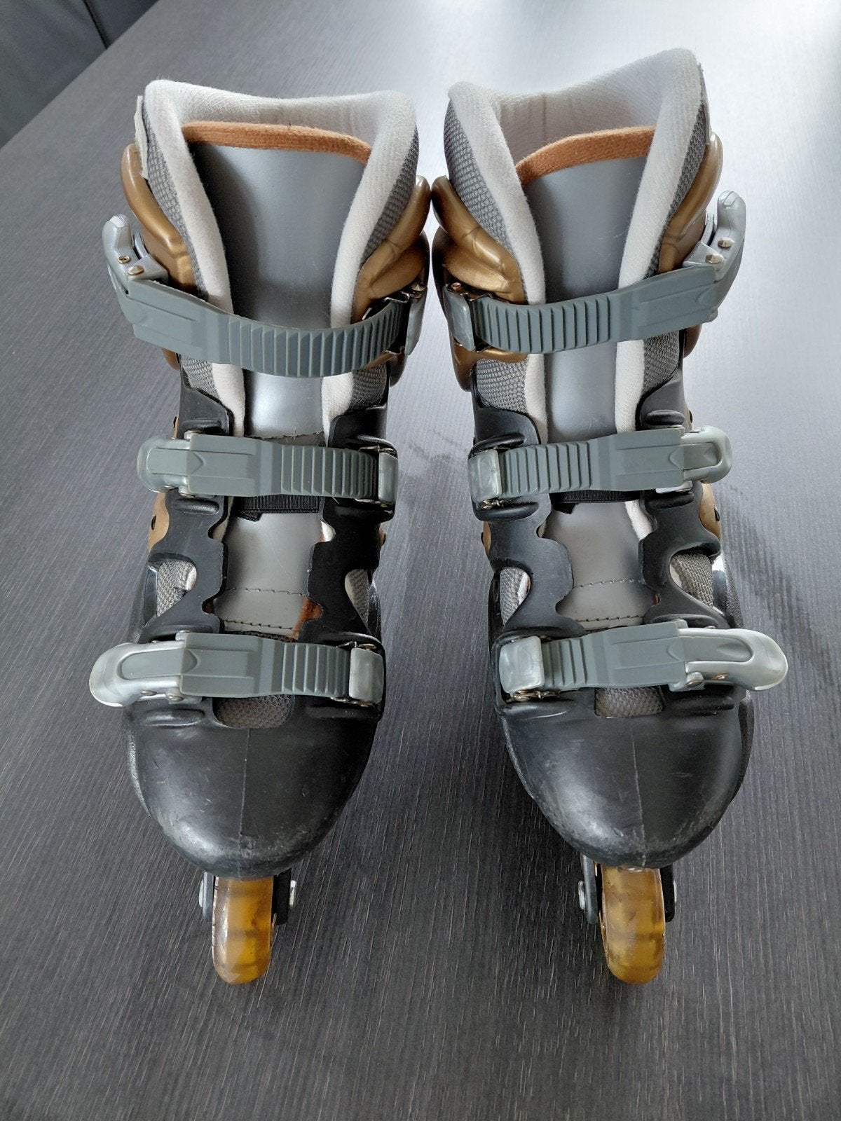 Inline skates goud/zwart - Maat 41, Ophalen of Verzenden, Gebruikt, Kinderen
