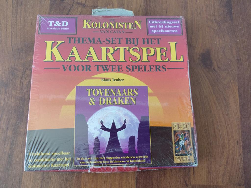 Kolonisten van Catan Kaartspel: Tovenaars & Draken, Hobby en Vrije tijd, Gezelschapsspellen | Kaartspellen, Een of twee spelers