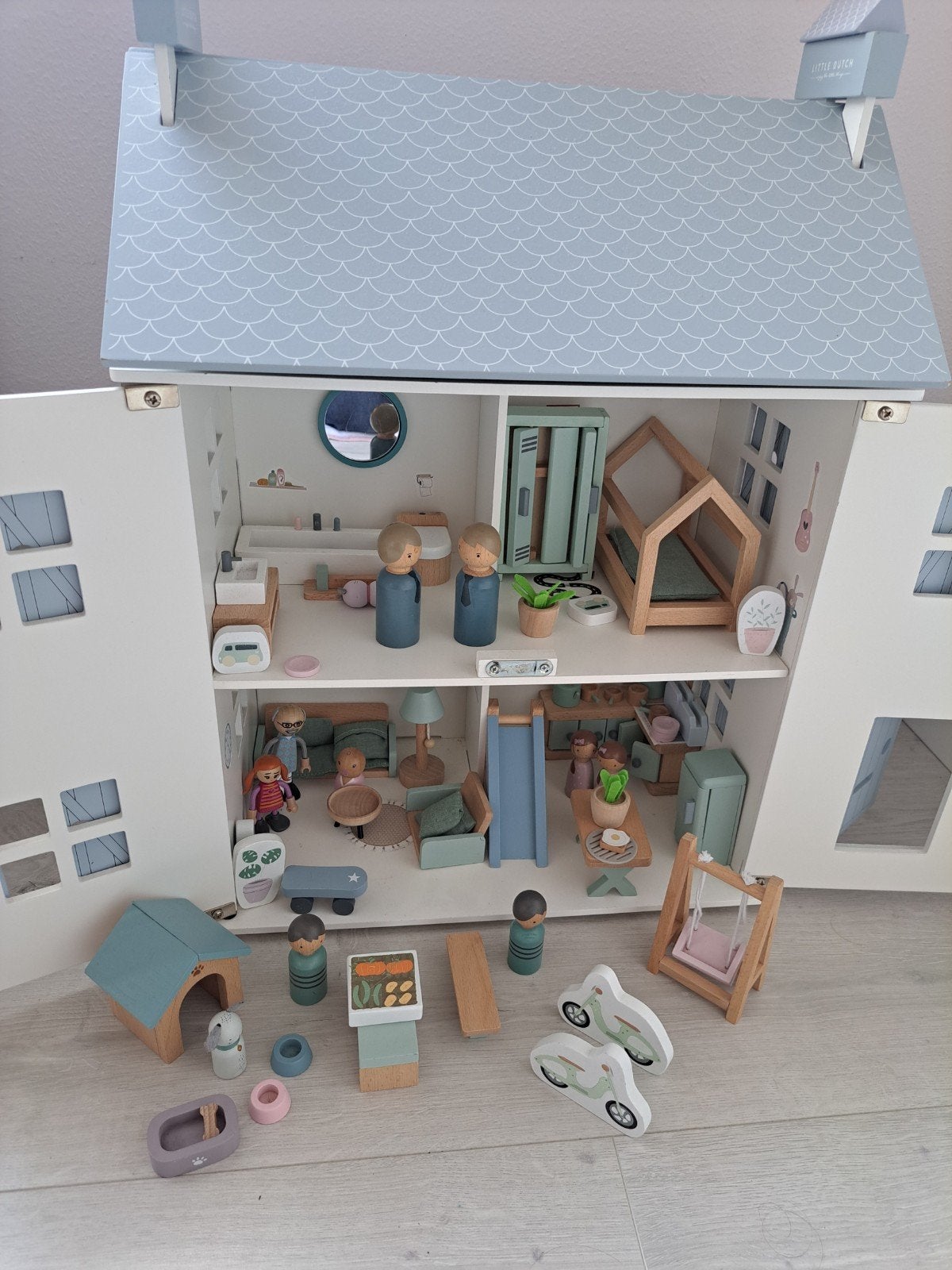 Little Dutch poppenhuis incl. poppetjes en accessoires, Ophalen, Zo goed als nieuw, Jongen of Meisje