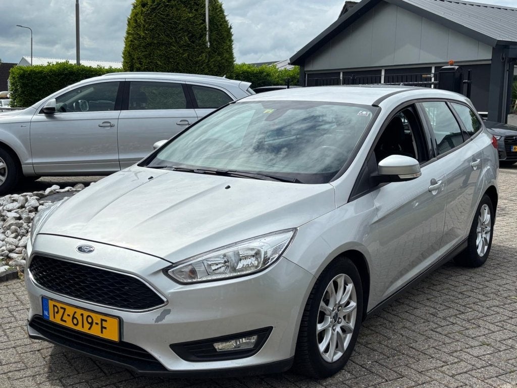 Ford FOCUS Wagon 1.5 TDCI Automaat 2017 Lease Edition, Auto's, Ford, Gebruikt, 4 cilinders, Origineel Nederlands, 120 pk