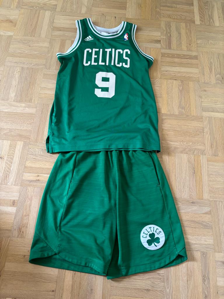 Boston Celtics NBA basketbal tenue Adidas maat 152 Rondo #9, Ophalen of Verzenden, Zo goed als nieuw