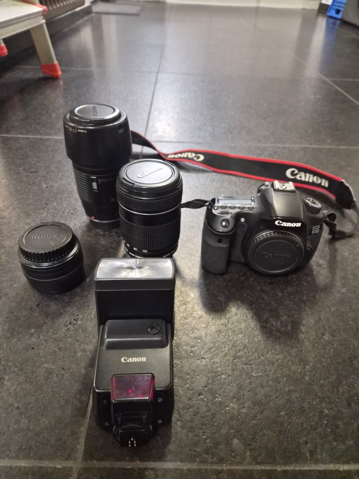 Canon EOS 650D Spiegelreflexcamera met 3 lenzen en flitser, Ophalen, Gebruikt, Spiegelreflex, Canon