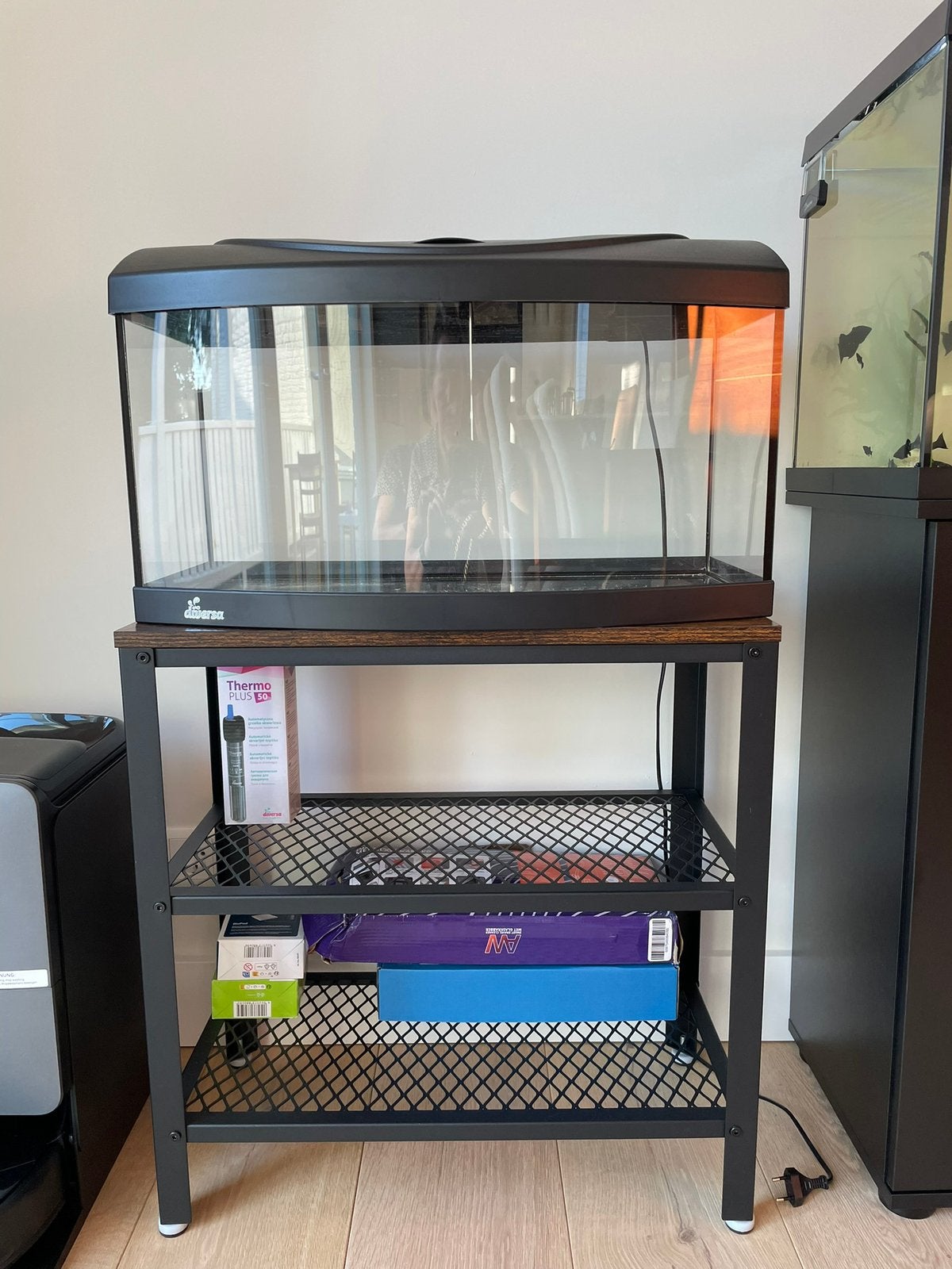 Leuk startersaquarium 54 liter met tafeltje, Dieren en Toebehoren, Ophalen of Verzenden, Zo goed als nieuw, Leeg aquarium