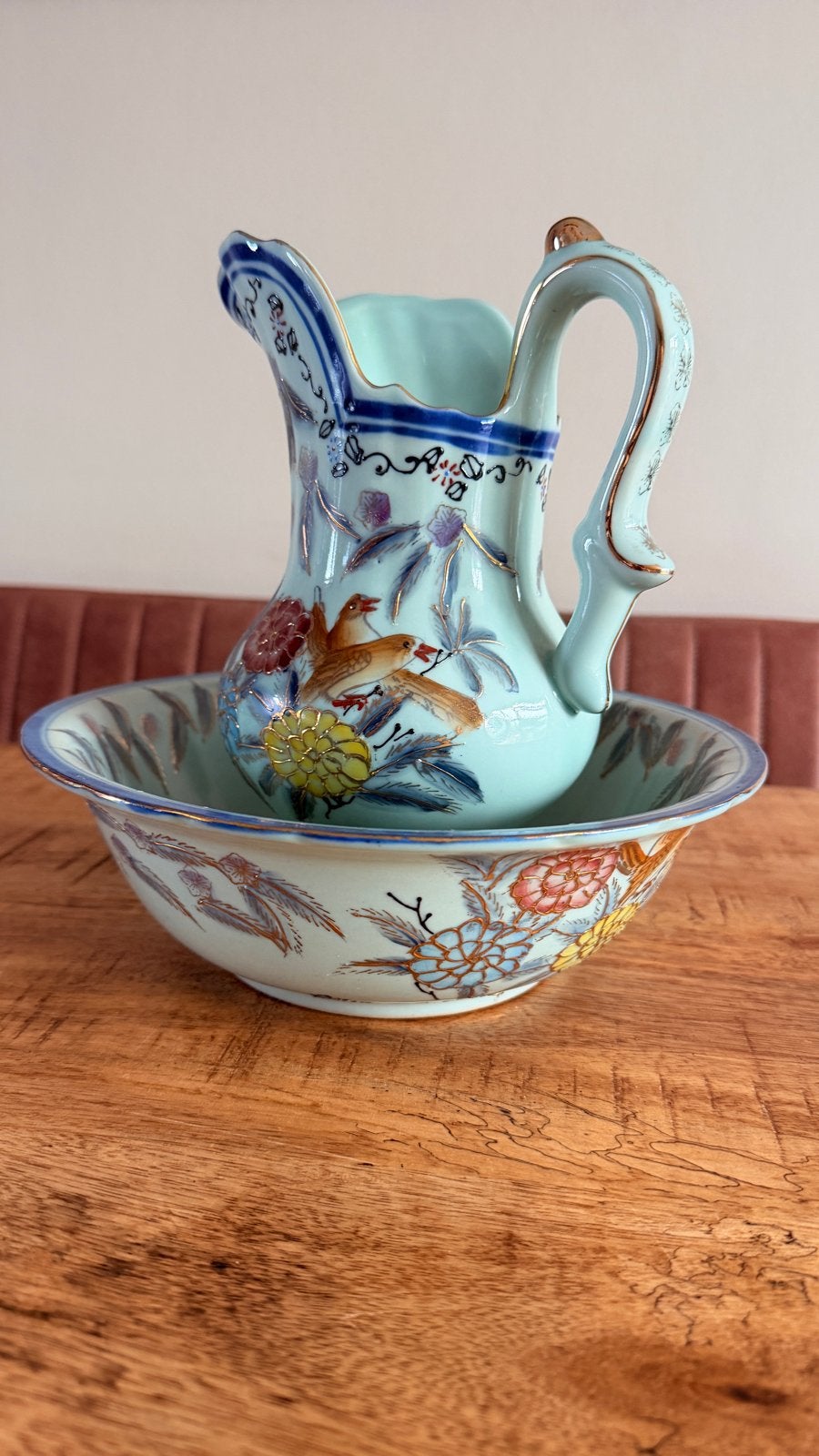 Antieke Oosterse Wasstel met Vogel- en Bloemmotieven, Ophalen