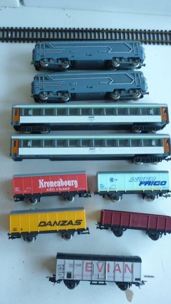 Fobbi loop/sloop locomotieven en wagons, Hobby en Vrije tijd, Modeltreinen | H0, Gelijkstroom, Jouef, Ophalen of Verzenden, Gebruikt