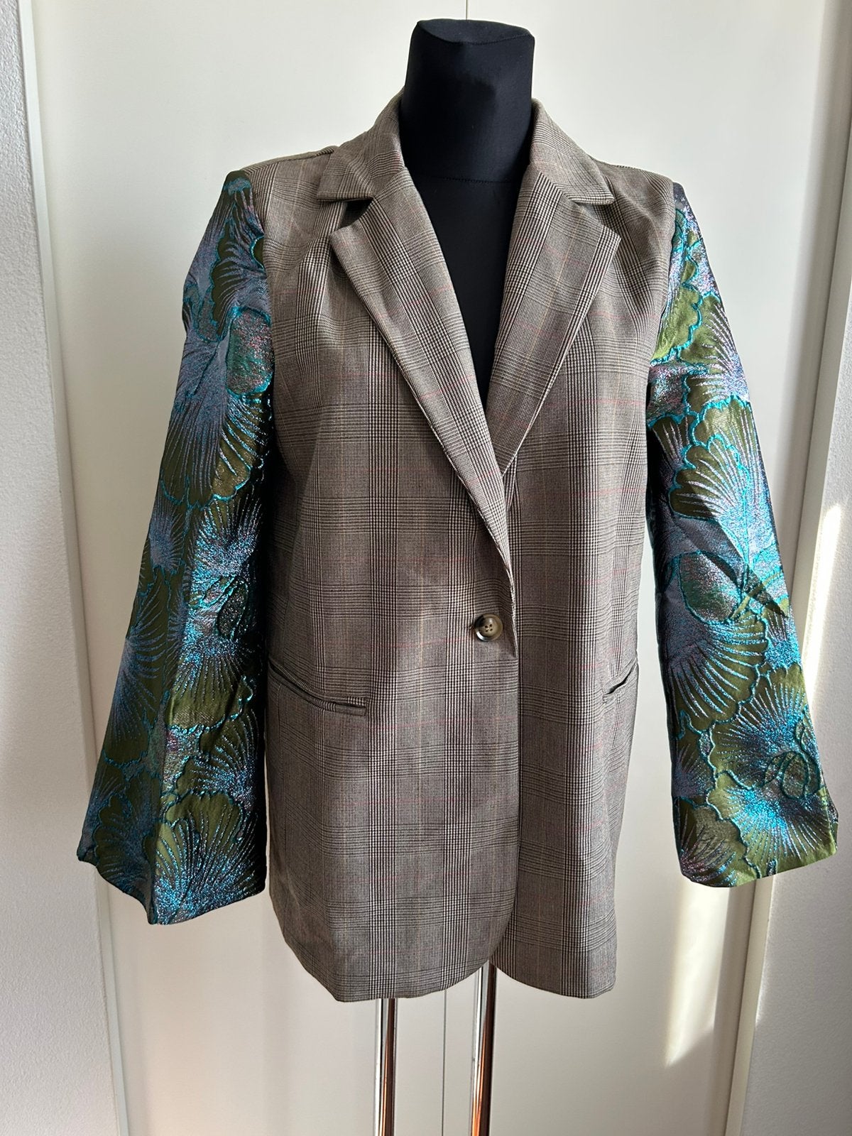 Geruite blazer Ambika maat M, Maat 38/40 (M), Bruin, Nieuw, Ophalen of Verzenden