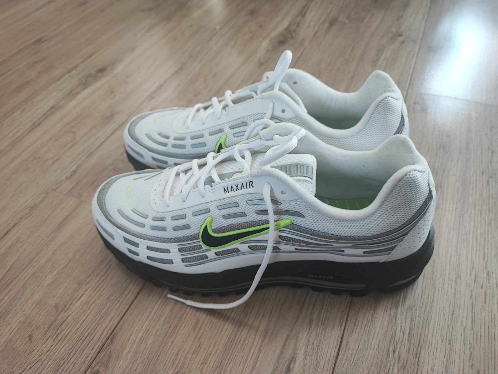 Nike Max Air TL 2.5, Nike air max, Wit, Ophalen of Verzenden, Zo goed als nieuw