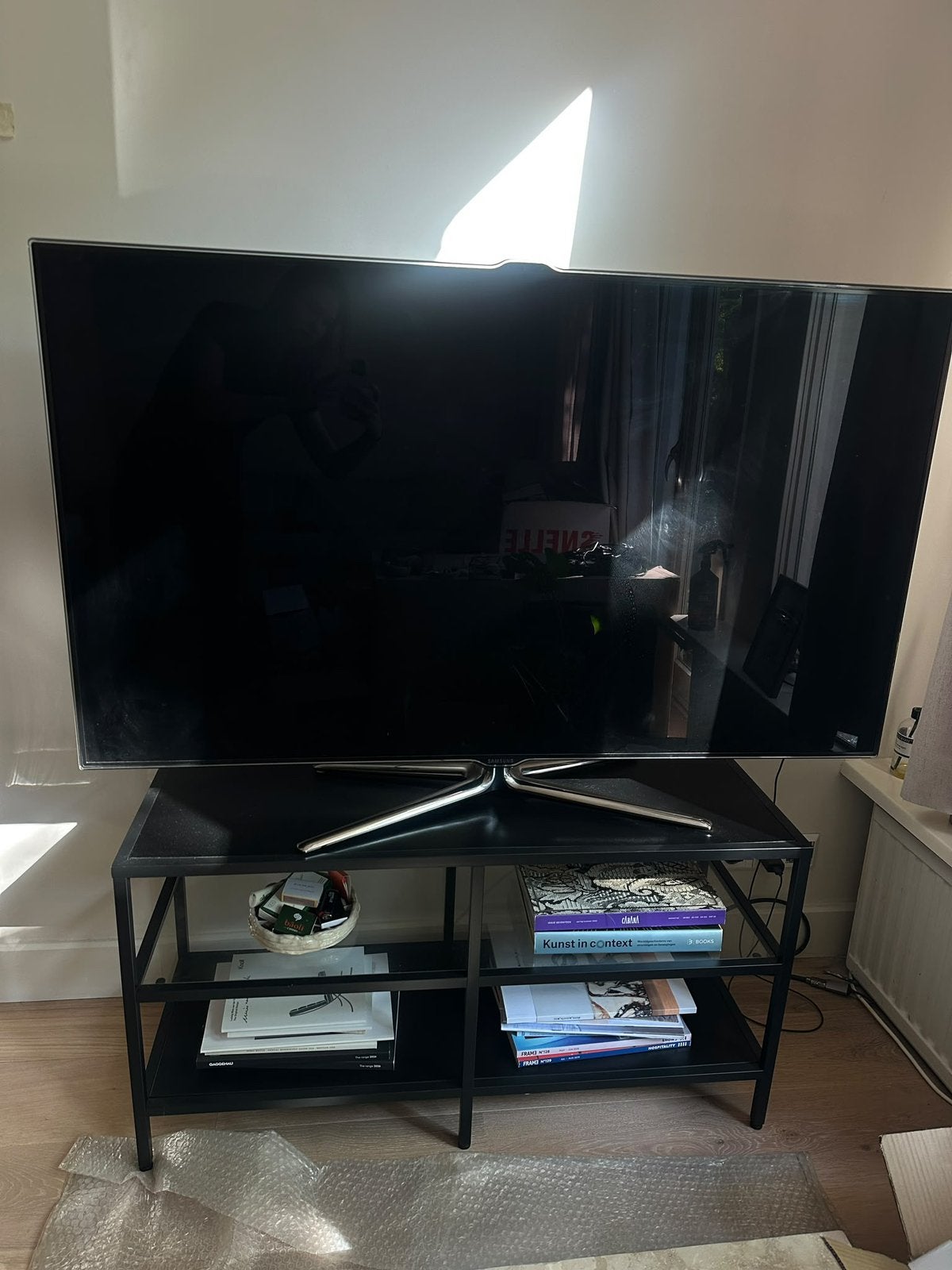 Ikea tv tafel, Huis en Inrichting, Ophalen, 50 tot 100 cm, Minder dan 100 cm, 25 tot 50 cm
