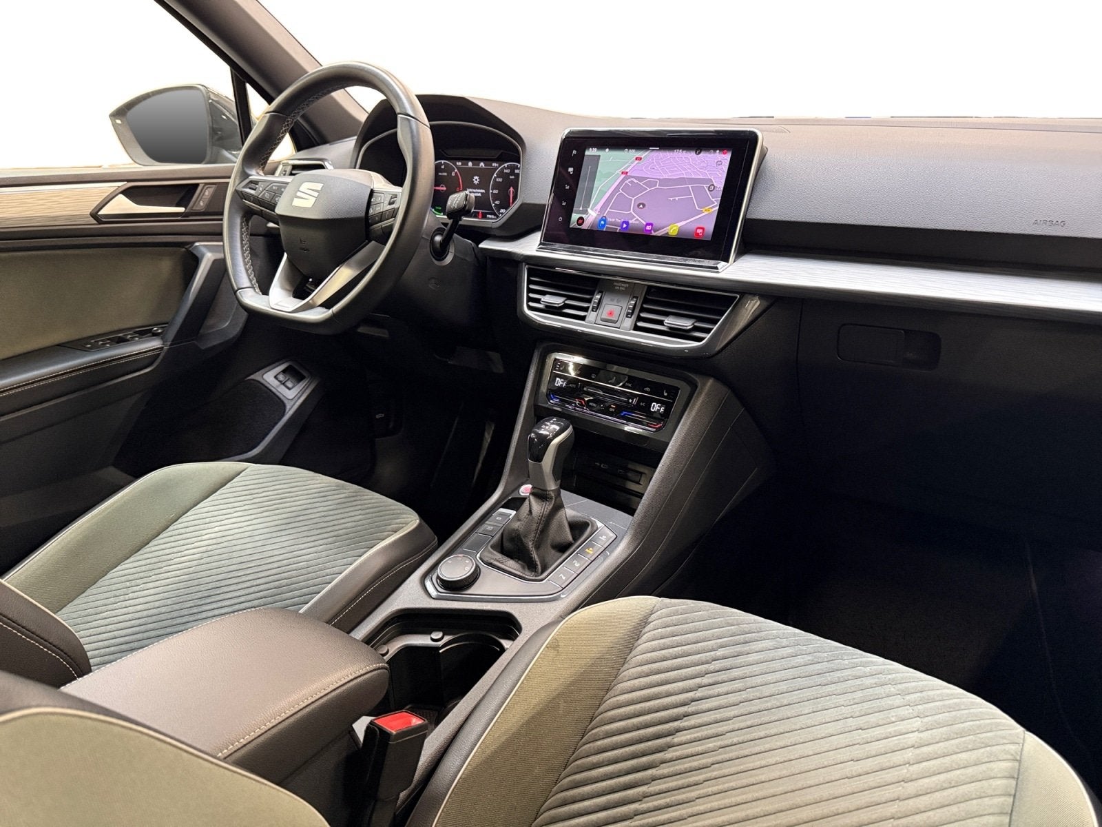 SEAT Tarraco 1.4 TSI e-Hybrid PHEV Xperience Business Intens, Auto's, Euro 6, 4 cilinders, 245 pk, Hybride Elektrisch/Benzine