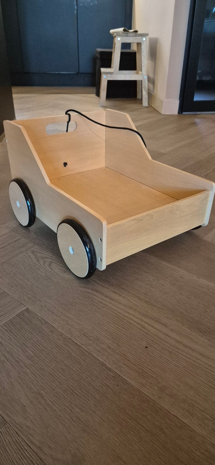 Houten trekkrat voor speelgoed of boeken, Ophalen of Verzenden, Zo goed als nieuw, Jongen of Meisje