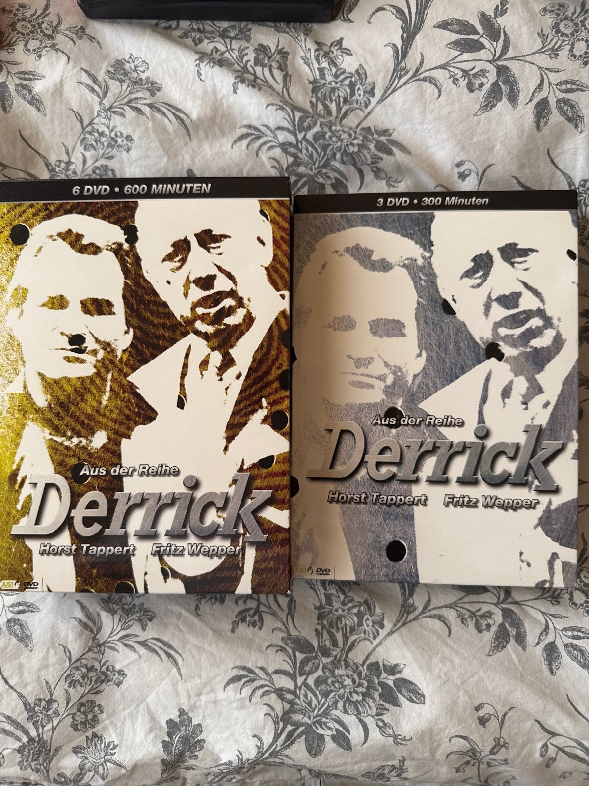Derrick DVD Boxset - 9 DVD's, 900 Minuten Misdaad, Gebruikt, Nederlands, Duits, Ophalen of Verzenden
