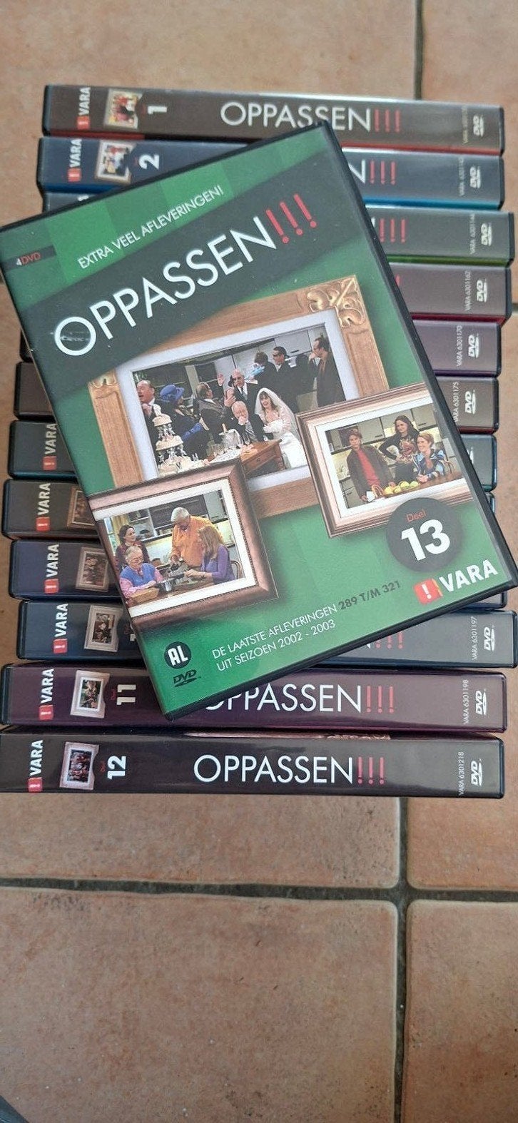 Oppassen 13 complete DVD'S = 40 DVD'S, Alle leeftijden, Ophalen, Zo goed als nieuw