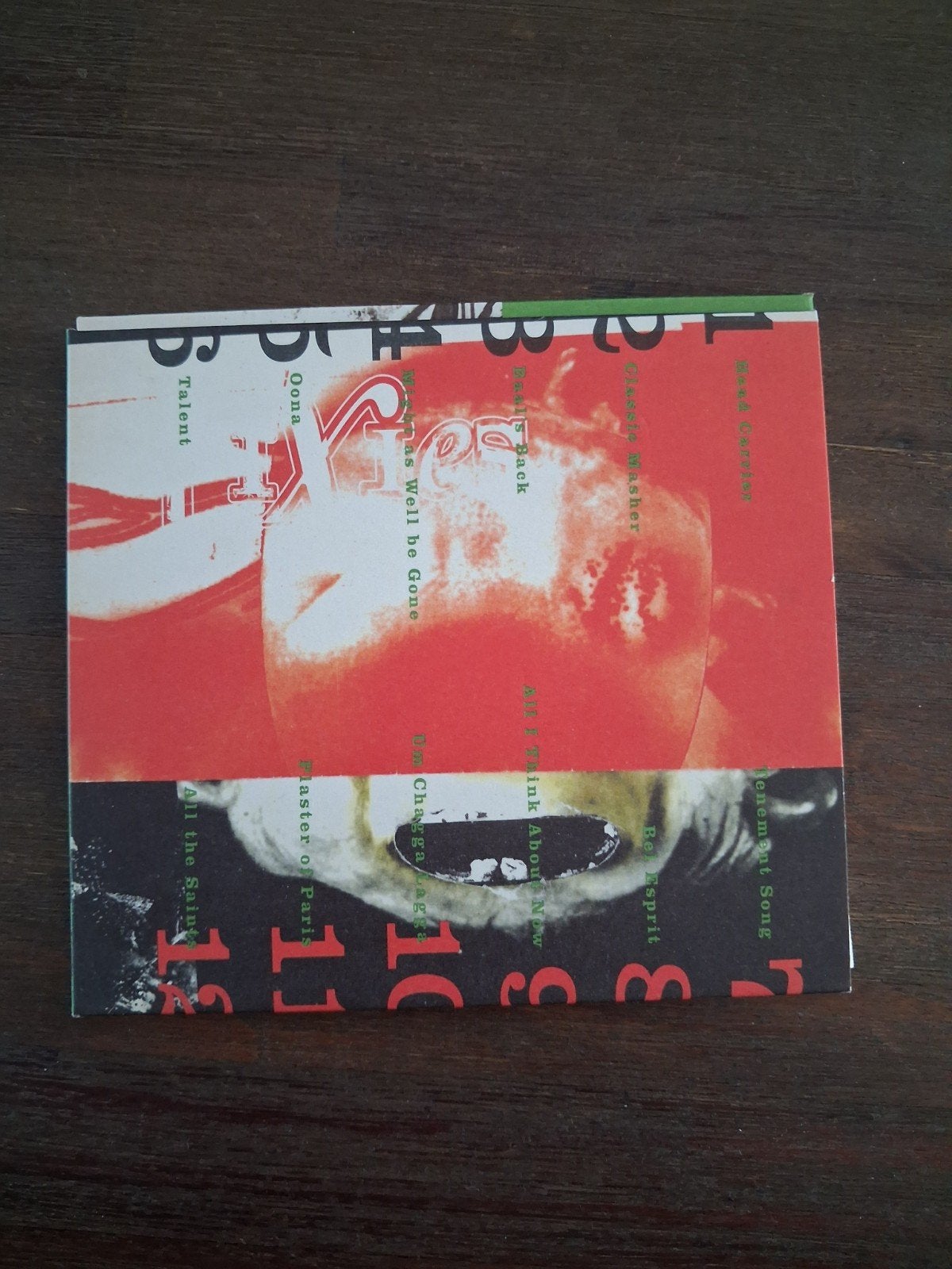 Pixies - Head Carrier CD (VG+), Inclusief boekje, Ophalen of Verzenden, Zo goed als nieuw, Alternative Rock