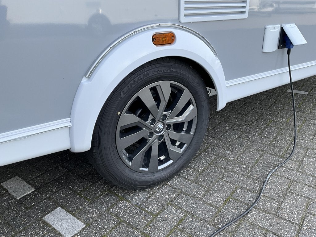 Knaus Sport Platinum 500 QDK STAPELBED-ACTIE MODEL, Schokbreker, Bedrijf, Treinzit, Dwarsbed