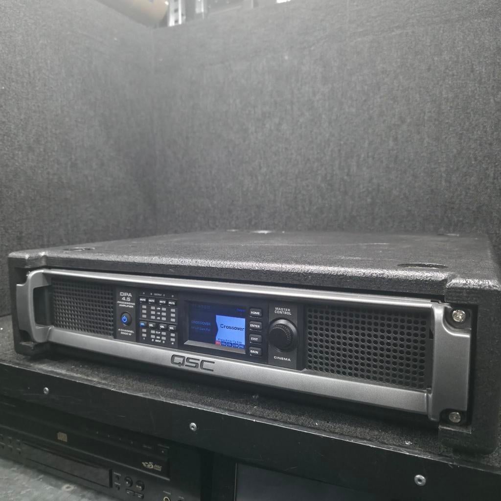 QSC DPA 4.5 versterker 5000 watt met dsp, Ophalen of Verzenden, Gebruikt