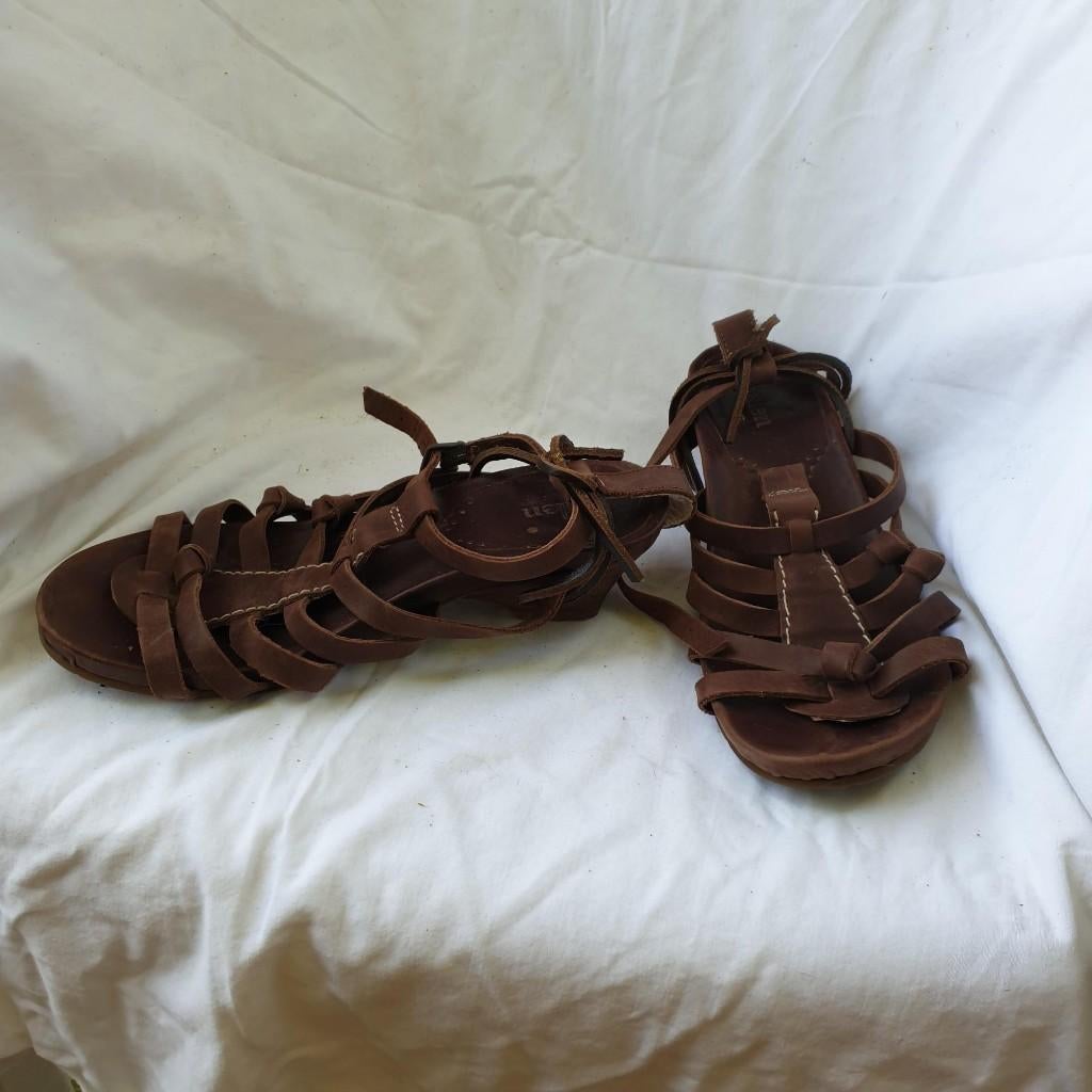 Gave bruine leren sandalen mt 37 merk van Dalen, Bruin, ., Zo goed als nieuw, .