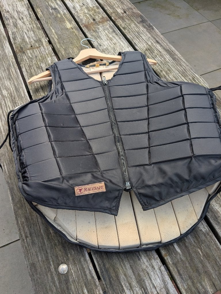 bodyprotector, safeguard, mt L, Dieren en Toebehoren, Bodyprotector, Ophalen of Verzenden, Zo goed als nieuw, L