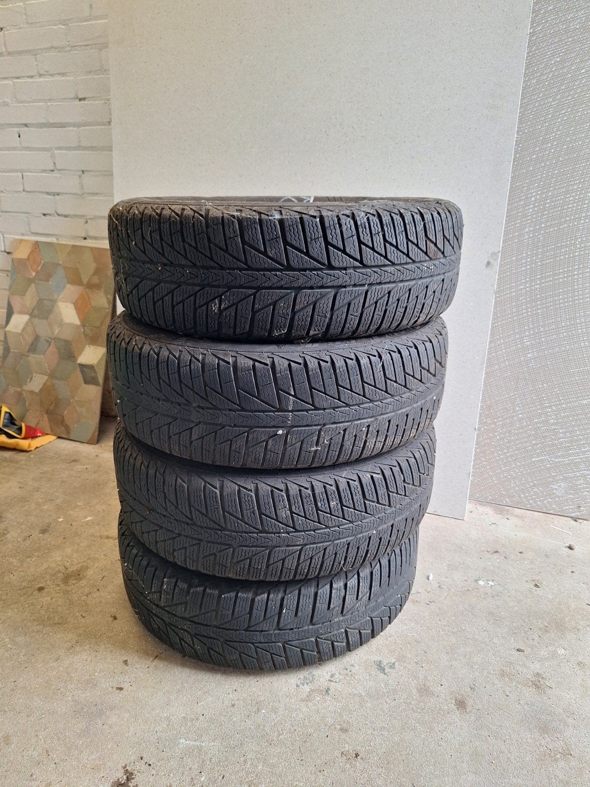 Viking SnowTech II Winterbanden op stalen velgen 185/60 R15, Auto-onderdelen, Banden en Velgen, Ophalen, Gebruikt, 15 inch, Banden en Velgen